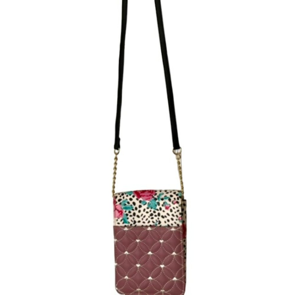 Betsey Johnson Quilted/Roses/Luv Betsey Small Crossbody Bag - Picture 4 of 9